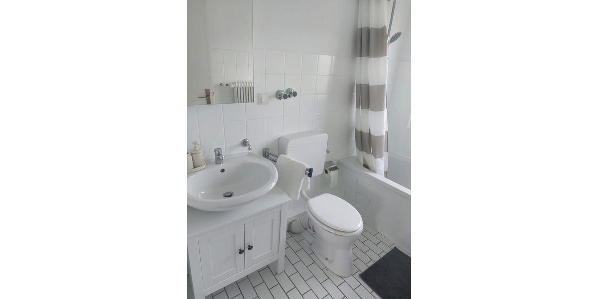 Dachgeschoßwohnung Münster Berg Fidel - 2 Zimmer, 53 m&sup2;, 925&euro; | Angebot:25994037