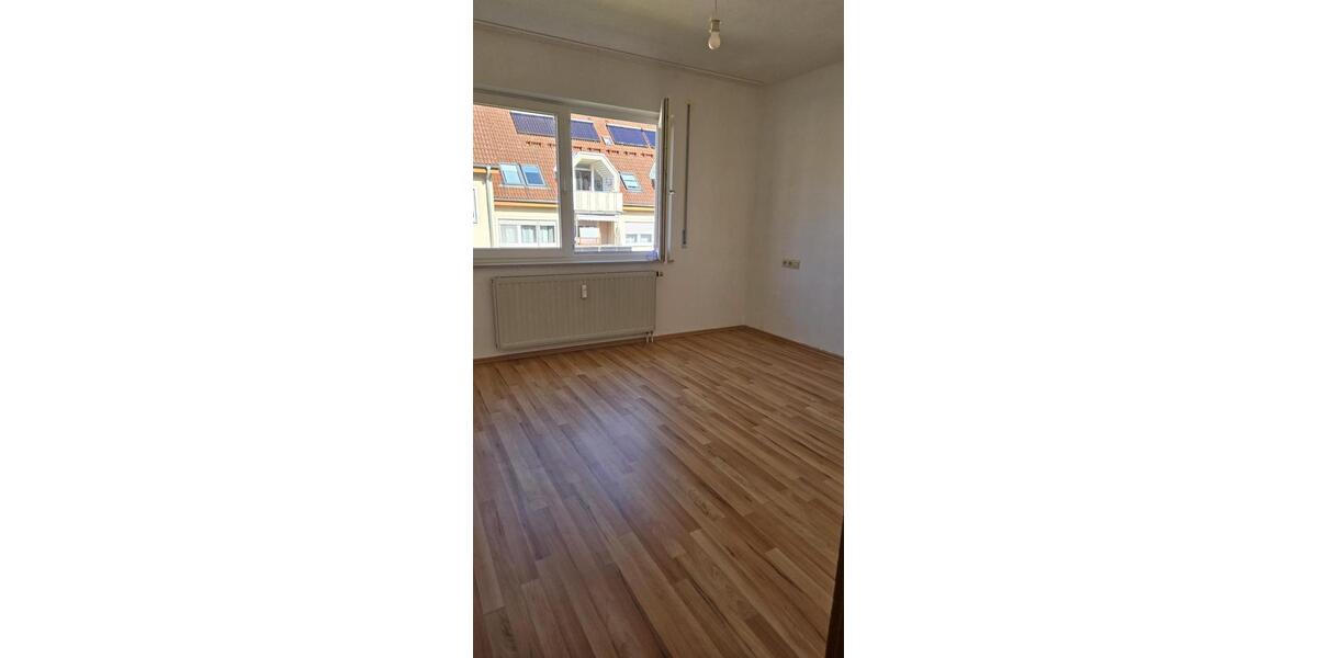 Etagenwohnung Königsbronn - 3 Zimmer, 74 m&sup2;, 880&euro; | Angebot:26295448