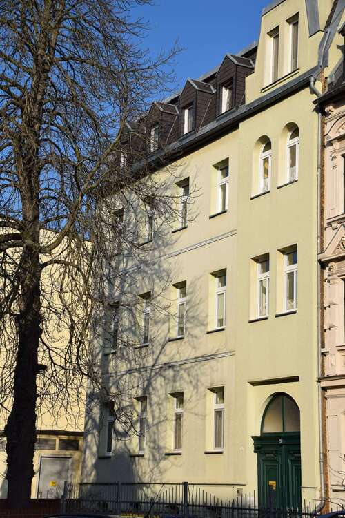 Wohnung zum Mieten in Halle 355 € 47 m²