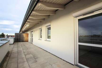 Wohnung Gersthofen - 2 Zimmer, 71 m&sup2;, 900&euro; | Angebot:26251512