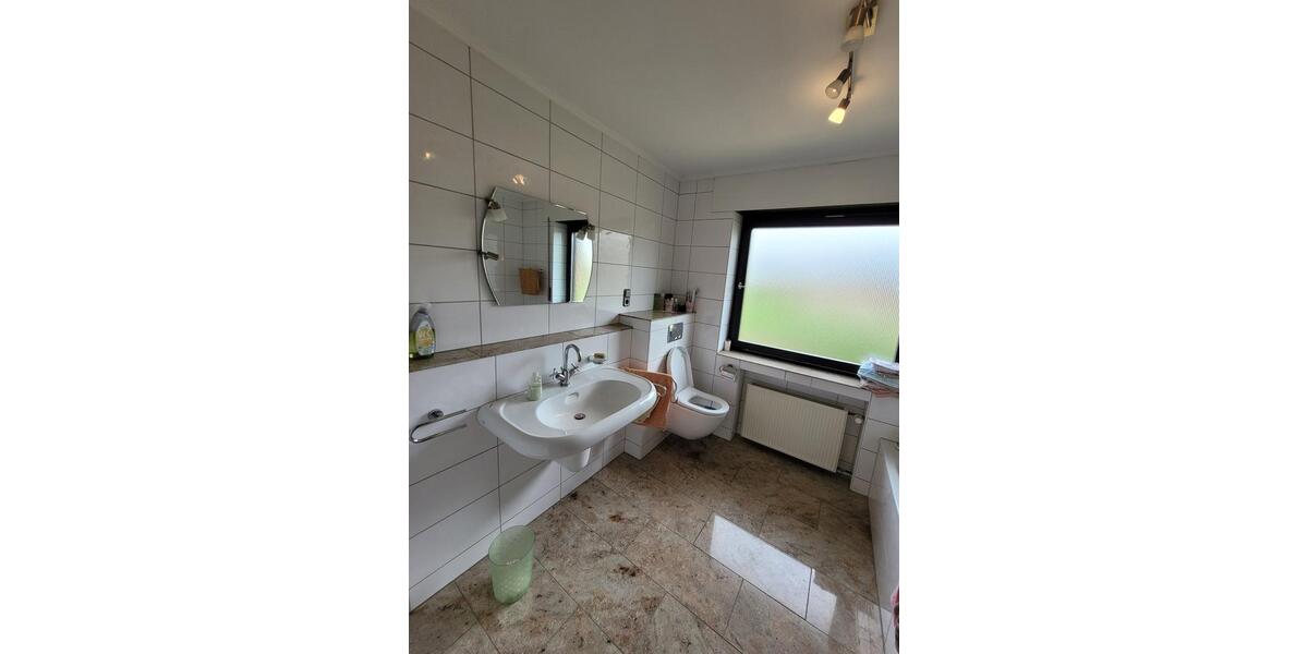 Einfamilienhaus Geldern - 7 Zimmer, 200 m&sup2;, 1.480&euro; | Angebot:27624415