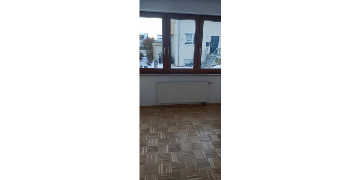 Erdgeschoßwohnung Weil der Stadt - 3 Zimmer, 69 m&sup2;, 1.100&euro; | Angebot:24944962