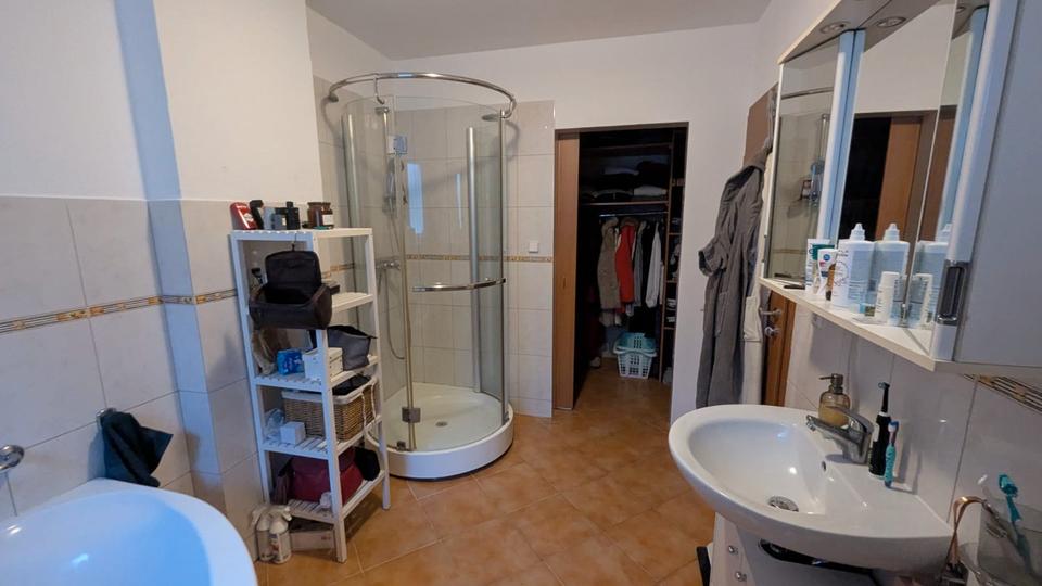 Erdgeschoßwohnung Weißbach - 2.5 Zimmer, 66 m&sup2;, 675&euro; | Angebot:26045350