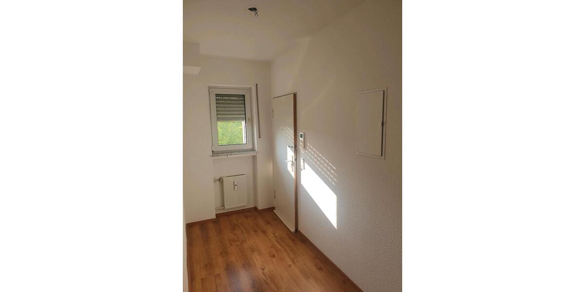 Etagenwohnung Bergneustadt - 3 Zimmer, 80 m&sup2;, 620&euro; | Angebot:26554313