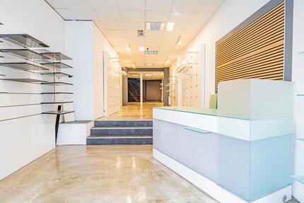 Attraktive Gewerbefläche mit flexiblem Raumkonzept und vielfältigen Nutzungsmöglichkeiten zimmer