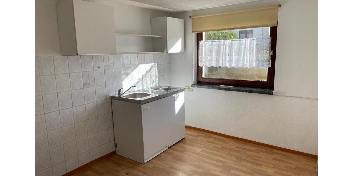 Souterrain Wohnung in Obernjesa, 10km südlich von Göttingen 2 zimmer