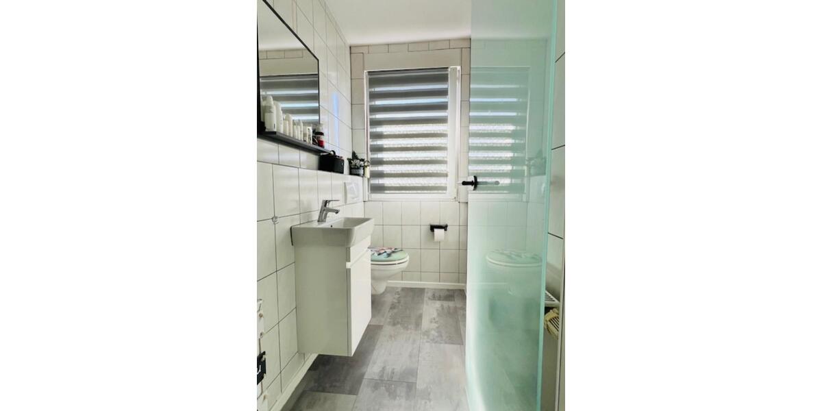 Dachgeschoßwohnung Waghäusel - 3 Zimmer, 105 m&sup2;, 1.150&euro; | Angebot:24936966