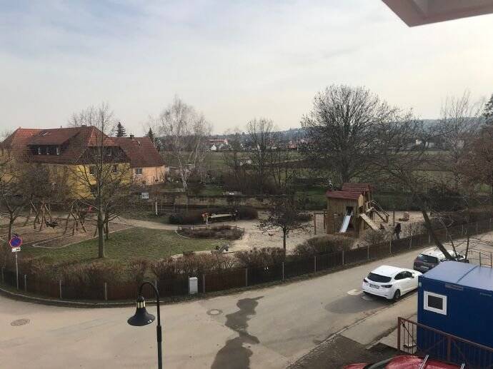 traumhafte idyllische 4-Raum Wohnung mit Terrasse + Garten + EBK 4 zimmer