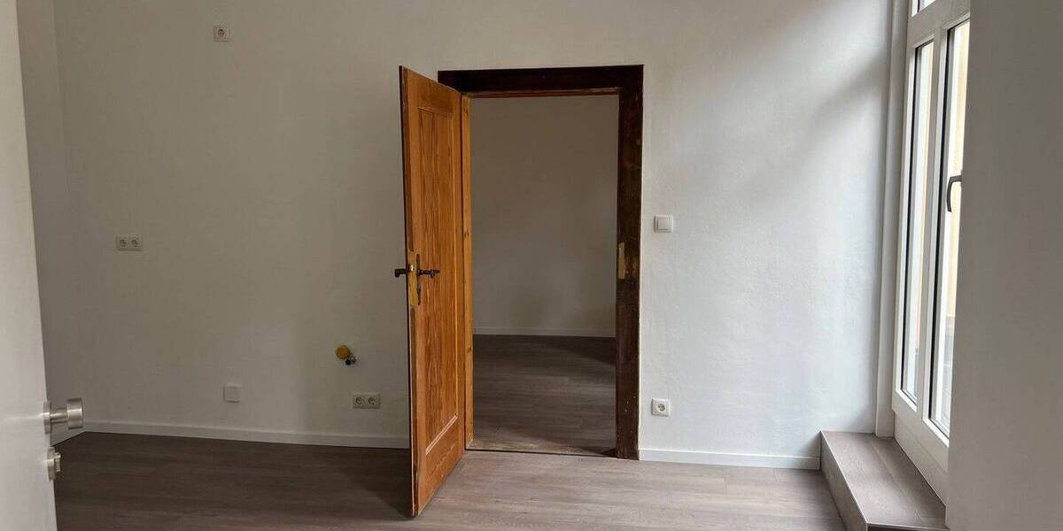 Etagenwohnung Erlangen Innenstadt - 2 Zimmer, 42 m&sup2;, 670&euro; | Angebot:26188536