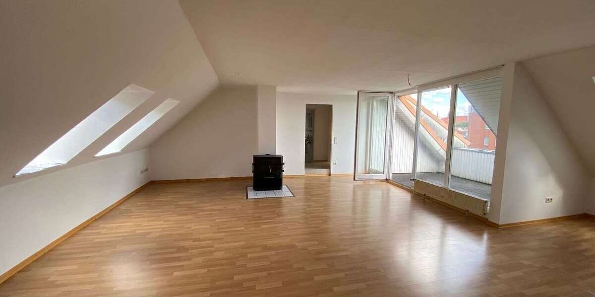 Etagenwohnung Schleswig - 3 Zimmer, 116 m&sup2;, 750&euro; | Angebot:26190088