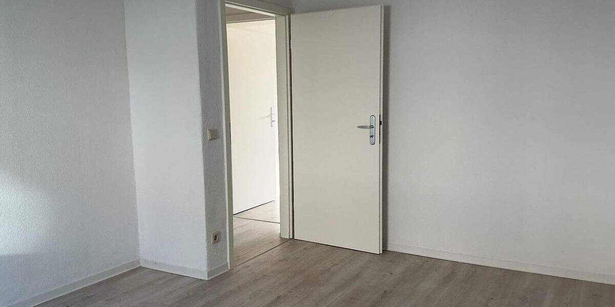 Etagenwohnung Brandenburg an der Havel Görden - 2 Zimmer, 45 m&sup2;, 375&euro; | Angebot:25694998