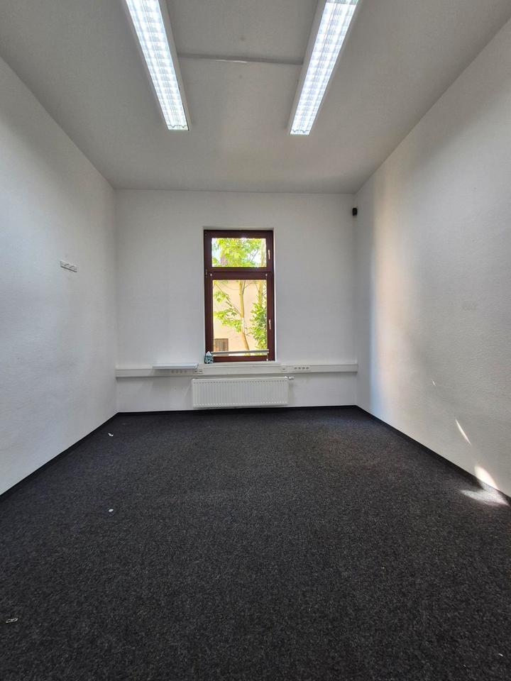 Stilvolle Gewerbeeinheit (Büro-Praxisfläche) in herrschaftlichem Gebäude in guter Lage von Delmenhorst