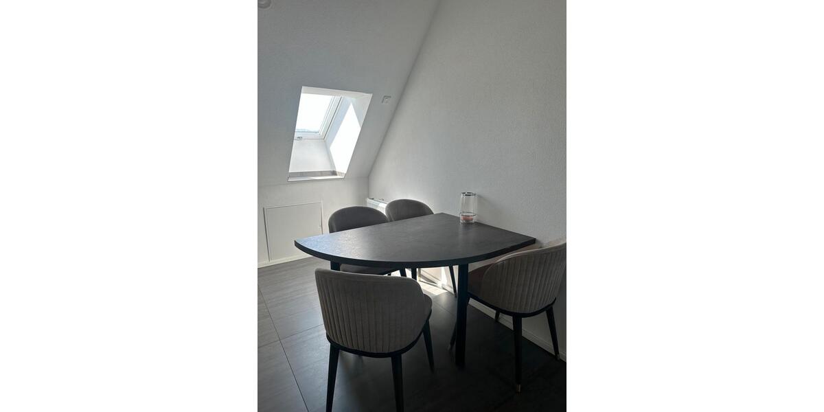 Dachgeschoßwohnung Murg - 2 Zimmer, 66 m&sup2;, 1.080&euro; | Angebot:26279717