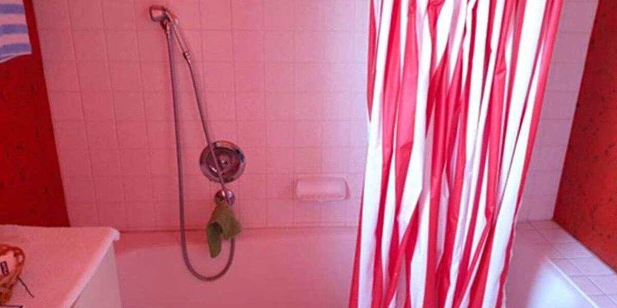 Einfamilienhaus Altötting - 7 Zimmer, 243 m&sup2;, 2.300&euro; | Angebot:25760418