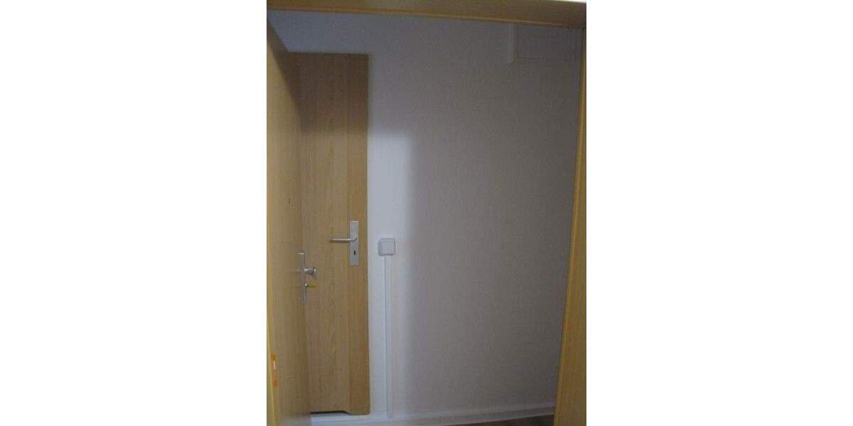 Kleine 3 Raumwohnung mit Balkon 3 zimmer