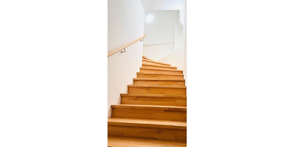 Erdgeschoßwohnung Wiesbaden Mainz-Amöneburg - 3 Zimmer, 80 m&sup2;, 1.200&euro; | Angebot:26466642