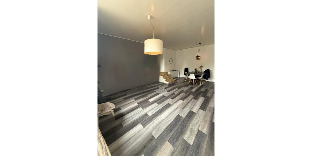 Maisonettenwohnung Grebenstein - 3 Zimmer, 85 m&sup2;, 880&euro; | Angebot:26265669