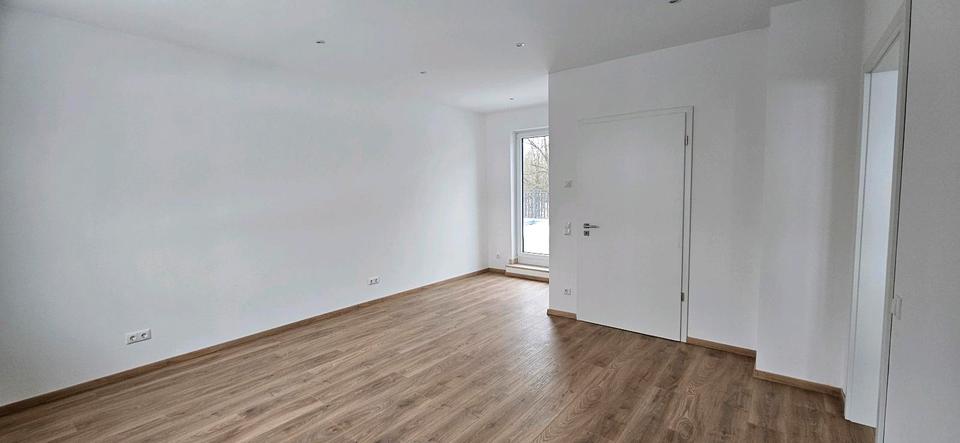 Exklusive Doppelhaushälfte mit großem Garten in idyllischer Lage 8 zimmer