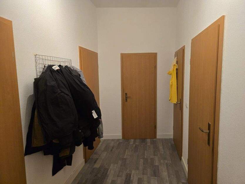 3-Zimmer-Wohnung mit Gäste WC; WG-geeignet 3 zimmer