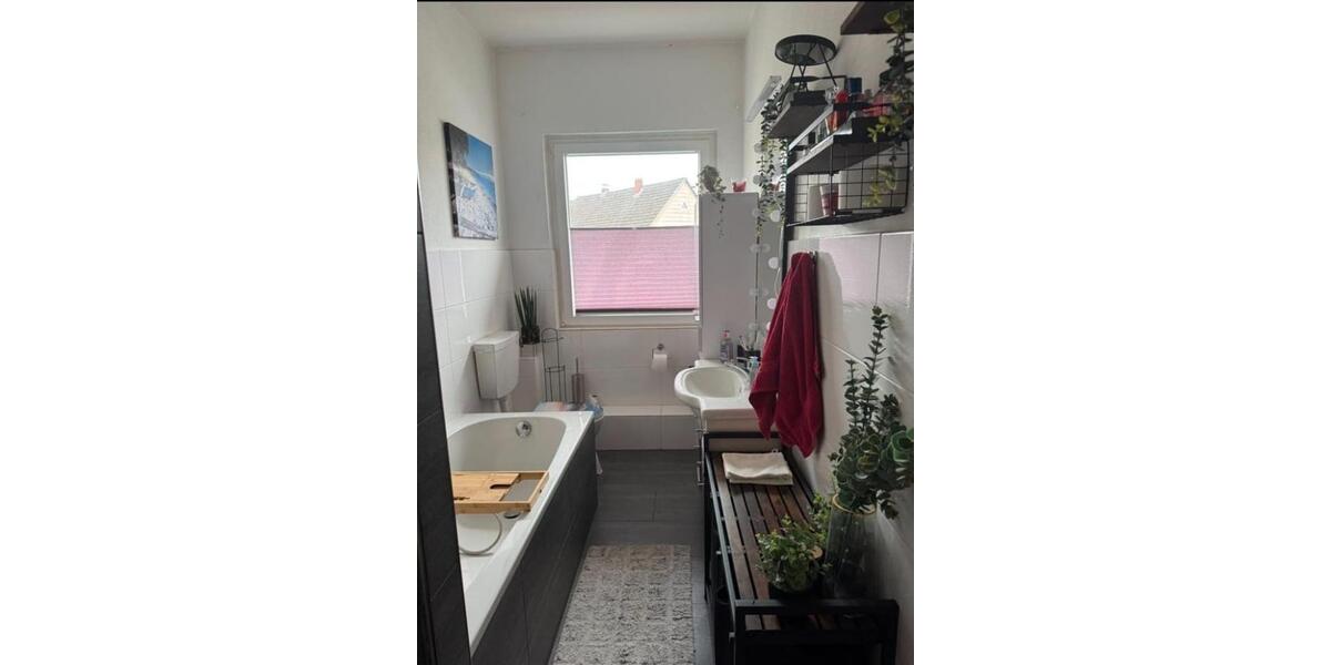 Etagenwohnung Holzminden - 3 Zimmer, 105 m&sup2;, 700&euro; | Angebot:26641743