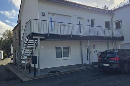 Wohnung Siegen Dillnhütten - 2 Zimmer, 90 m&sup2;, 1.050&euro; | Angebot:25989235