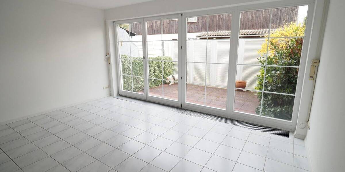 Reihenmittelhaus München Aubing-Lochhausen-Langwied - 4 Zimmer, 120 m&sup2;, 2.280&euro; | Angebot:26117909