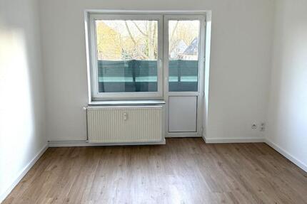 Renovierte 3-Zimmer Wohnung mit Balkon 3 zimmer