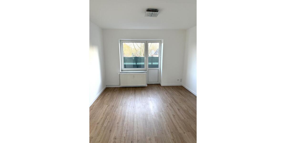 Renovierte 3-Zimmer Wohnung mit Balkon 3 zimmer