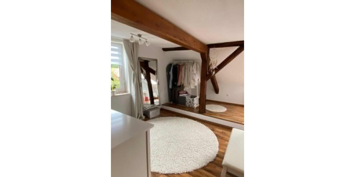 Dachgeschoßwohnung Höxter - 2 Zimmer, 75 m&sup2;, 490&euro; | Angebot:25963728