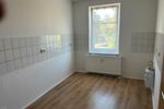 Etagenwohnung Crimmitschau - 4 Zimmer, 100 m&sup2;, 500&euro; | Angebot:26648970