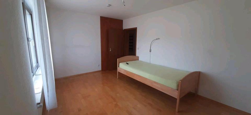 Etagenwohnung Hemhofen - 3 Zimmer, 86 m&sup2;, 940&euro; | Angebot:26693026