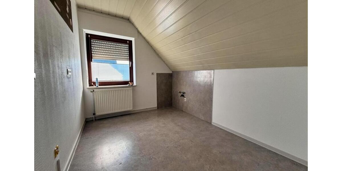 Dachgeschoßwohnung Enger - 2 Zimmer, 63 m&sup2;, 490&euro; | Angebot:25918578