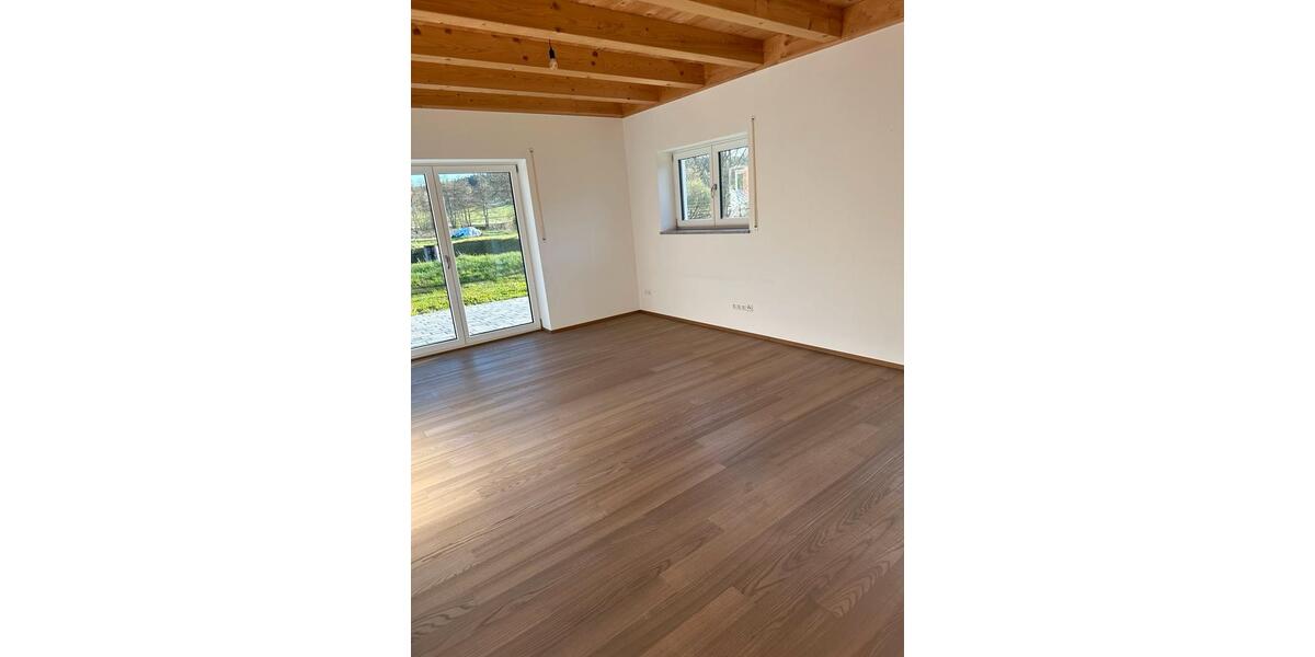 Bungalow Pemfling - 5 Zimmer, 150 m&sup2;, 10&euro; | Angebot:26440579