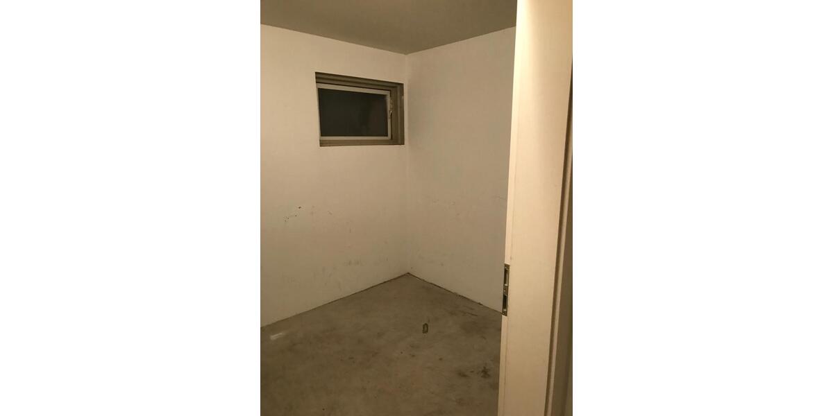 Hochparterre Straubing - 3 Zimmer, 85 m&sup2;, 810&euro; | Angebot:26664500