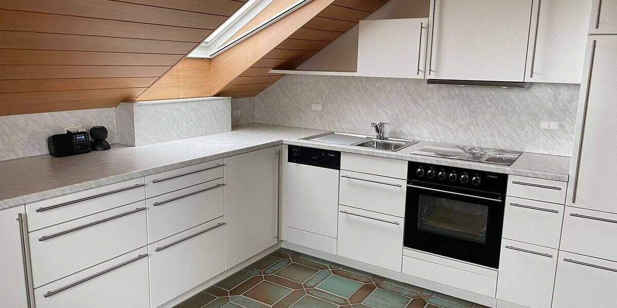 Etagenwohnung Neustadt an der Aisch Neustadt - 2 Zimmer, 75 m&sup2;, 720&euro; | Angebot:25660938