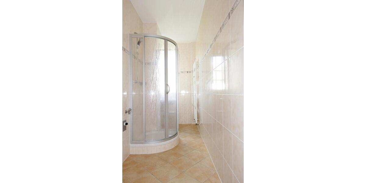 Etagenwohnung Köthen (Anhalt) - 3 Zimmer, 62 m&sup2;, 327&euro; | Angebot:26270600