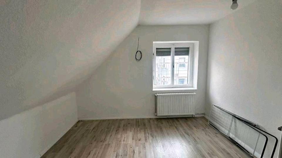 Einfamilienhaus Eppendorf - 4 Zimmer, 80 m&sup2;, 850&euro; | Angebot:26579954