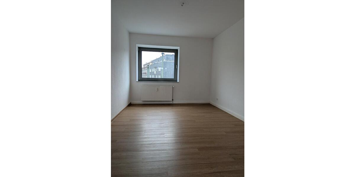 Etagenwohnung Duisburg Duisburg-Mitte - 3 Zimmer, 69 m&sup2;, 600&euro; | Angebot:26491201
