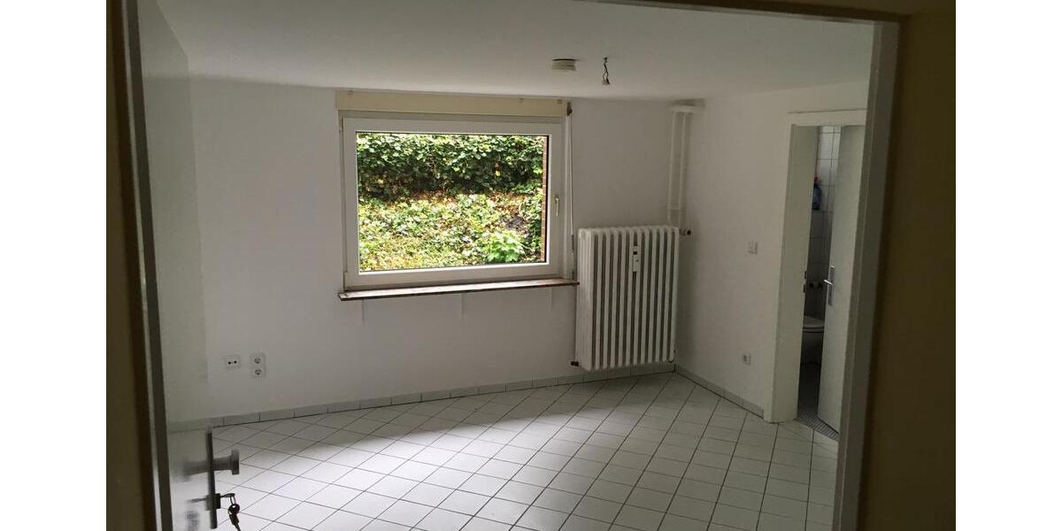 Etagenwohnung Mainz Finthen - 1 Zimmer, 17 m&sup2;, 300&euro; | Angebot:26698655