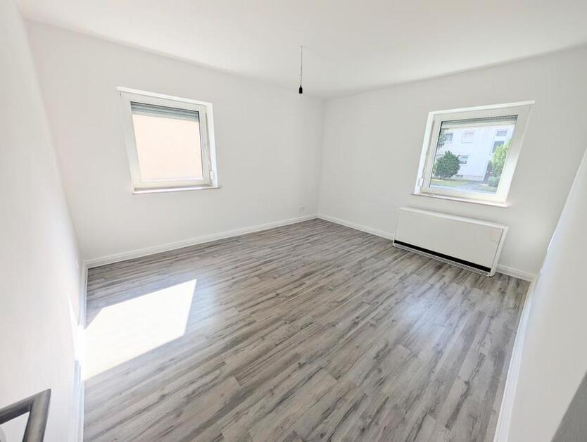 **Erdgeschoss, modernes Tageslichtbad und eigener Garten gewünscht? Den Traum können wir erfüllen!** zimmer