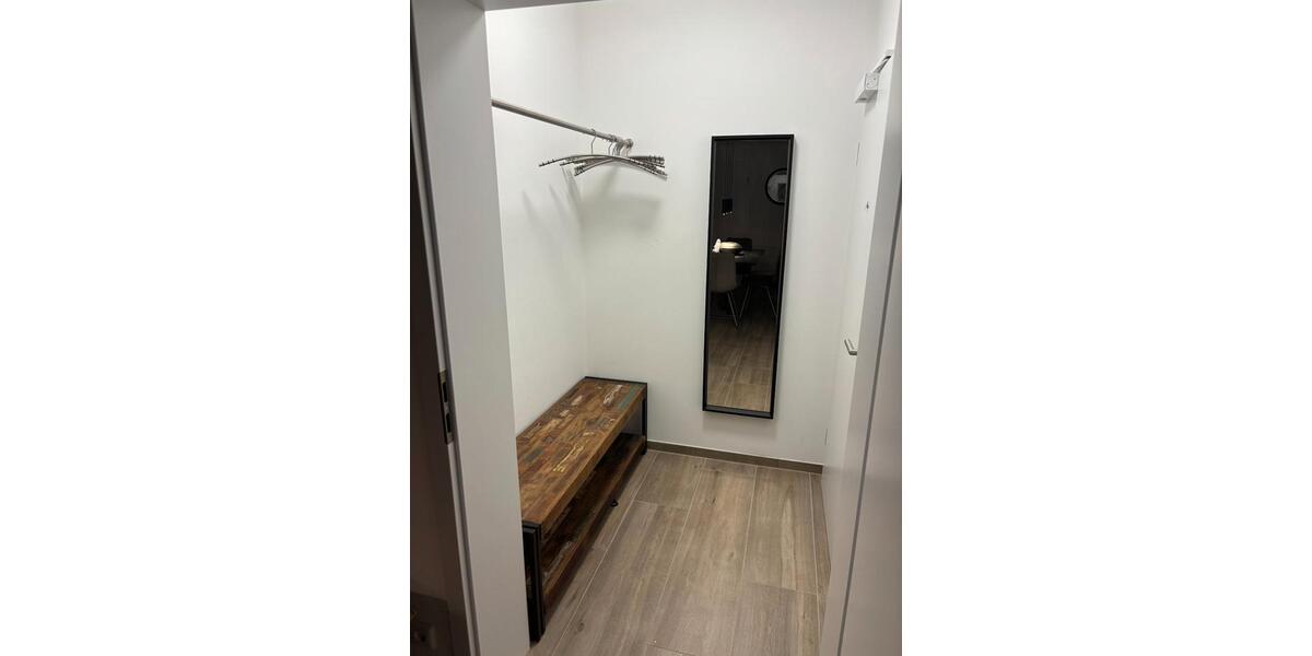 Wohnen auf Zeit Bad Salzuflen - 2 Zimmer, 79 m&sup2;, 2.600&euro; | Angebot:26479329