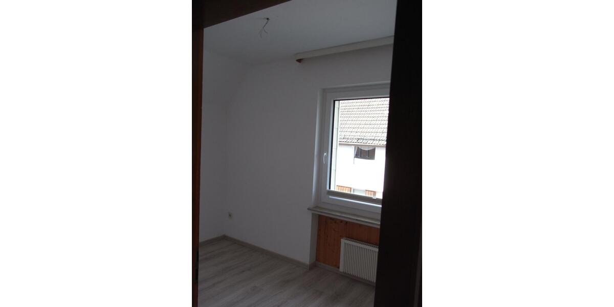 Etagenwohnung Holzminden - 3 Zimmer, 63 m&sup2;, 420&euro; | Angebot:26704857