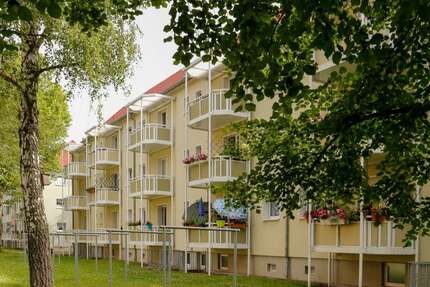 Wohnung Weißenfels - 3 Zimmer, 51 m&sup2;, 305&euro; | Angebot:25257041