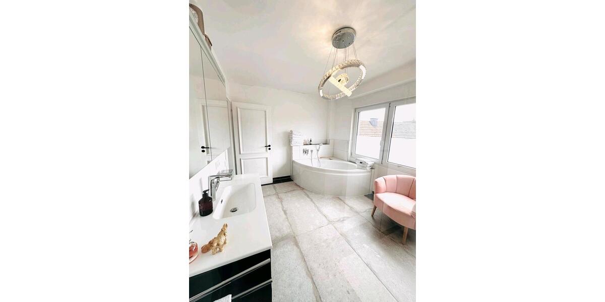 Terrassenwohnung Herzogenrath - 3 Zimmer, 200 m&sup2;, 1.600&euro; | Angebot:26351725