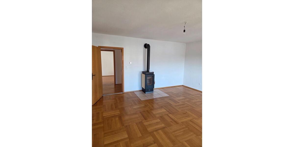 Etagenwohnung Hauzenberg - 2 Zimmer, 75 m&sup2;, 550&euro; | Angebot:26326301