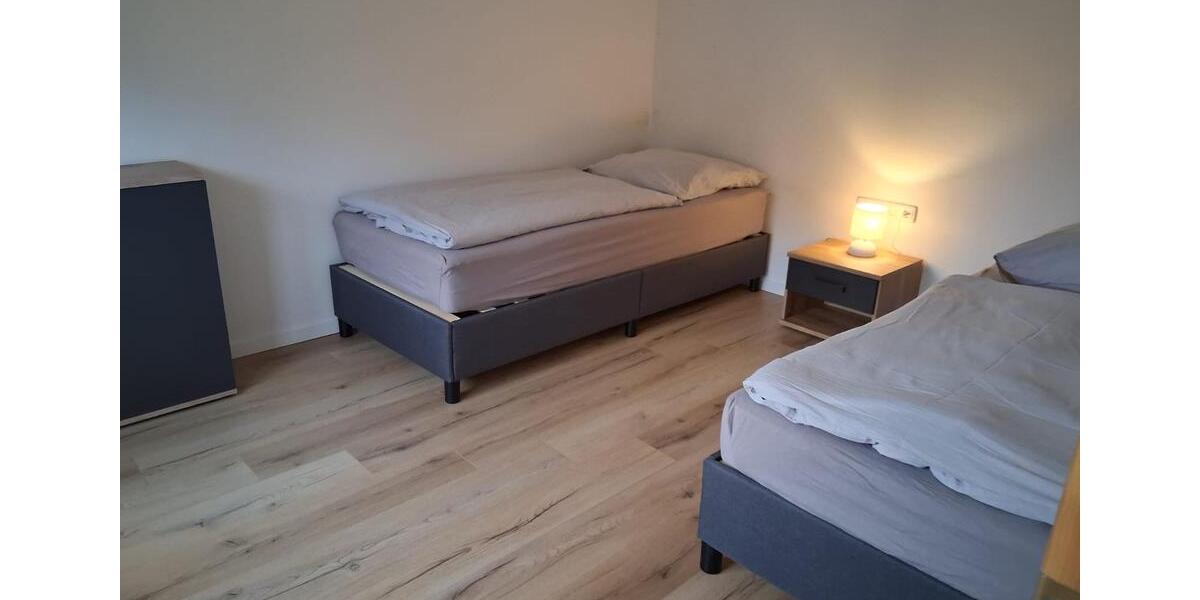 Wohnen auf Zeit Unterwellenborn - 2 Zimmer, 43 m&sup2;, 25&euro; | Angebot:19606667