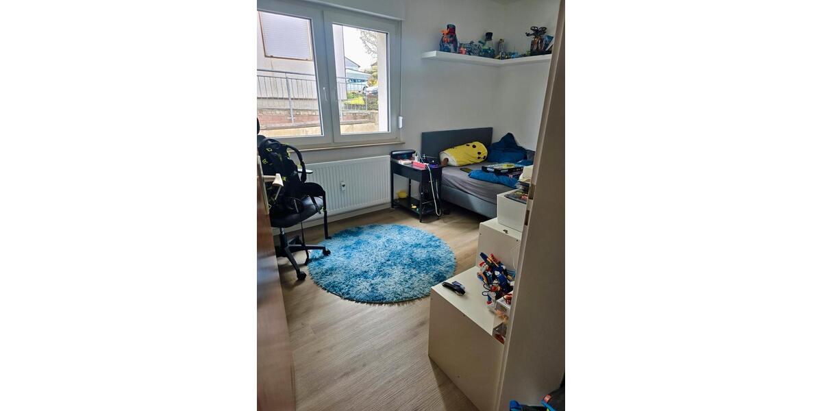 Erdgeschoßwohnung Oberderdingen - 4 Zimmer, 110 m&sup2;, 1.250&euro; | Angebot:26024467