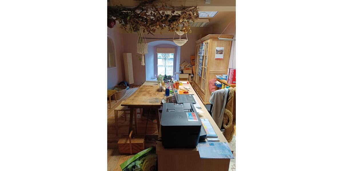 Erdgeschoßwohnung Königsberg in Bayern - 5 Zimmer, 160 m&sup2;, 1.050&euro; | Angebot:26459631