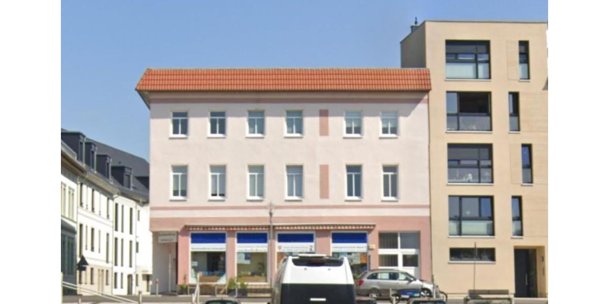 Schöne Aussicht und Breitbandinternet! Großes WZ und sehr hell! 2 zimmer