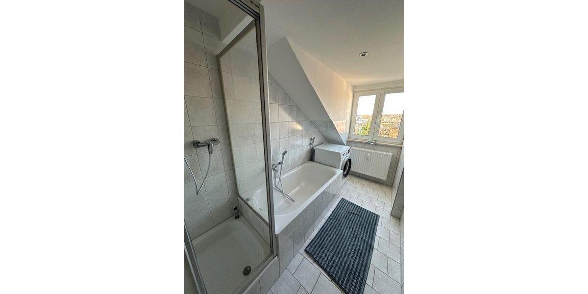 Dachgeschoßwohnung Plauen Bahnhofsvorstadt - 2 Zimmer, 52 m&sup2;, 550&euro; | Angebot:26365777